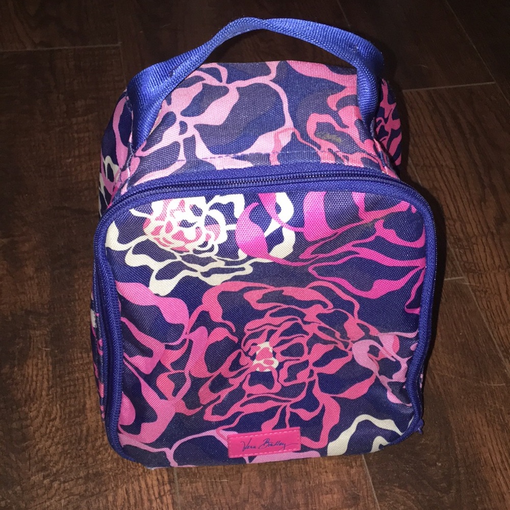 PINK AND BLUE VERA BRADLEY LUNCH BOX